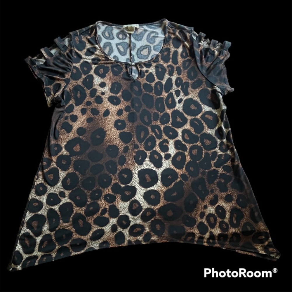 Ladies plus size 3X short sleeve blouse